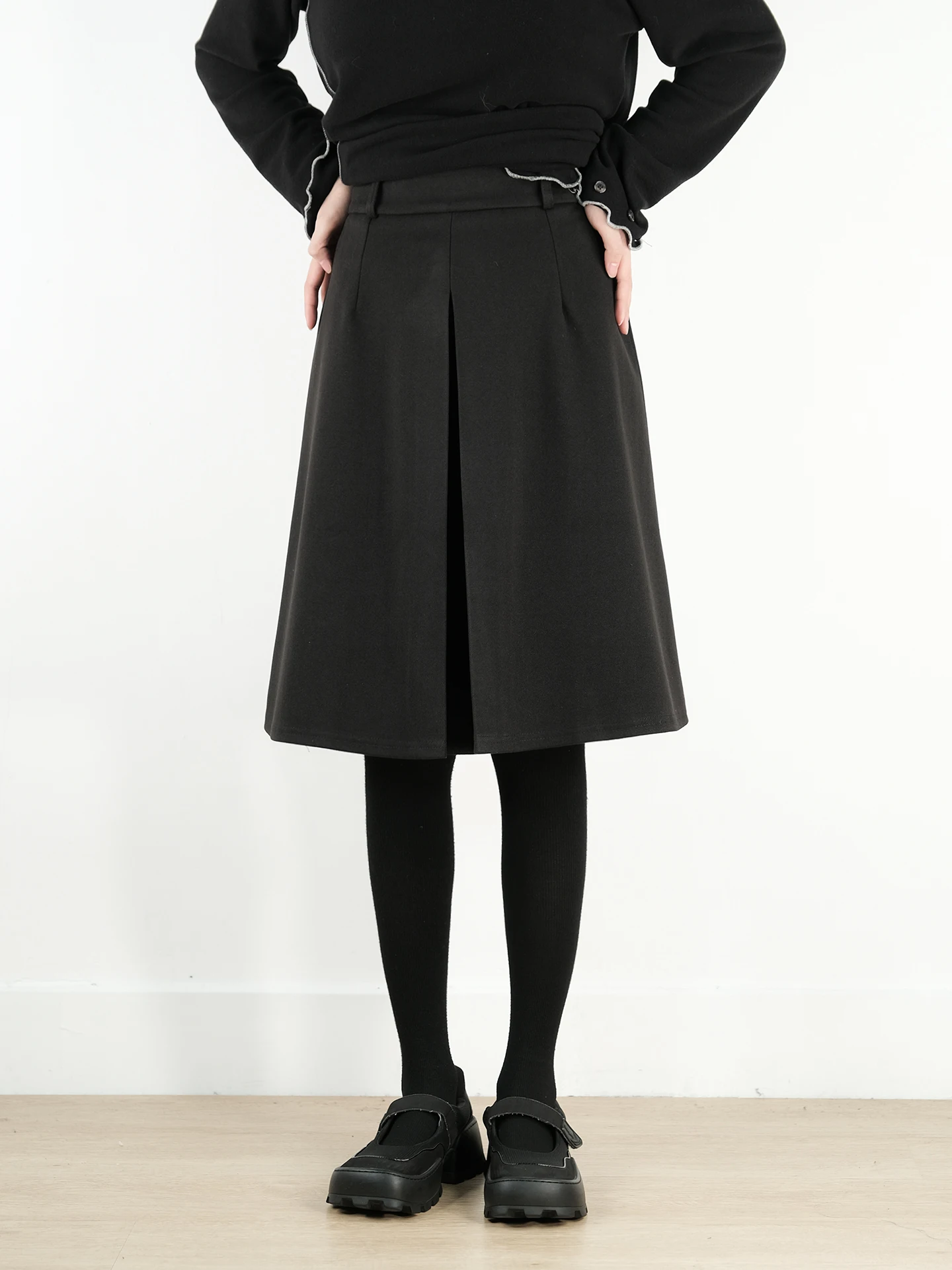 Юбка А-силуэта с плиссировкой Ele Bla для женщин, универсальная, с высокой талией, из хлопка, повседневная, простая, на зиму, модная
Юбка А-силуэта с плиссировкой Ele Bla для женщин, универсальная, с высокой талией, из хлопка, повседневная, простая, на зиму, модная