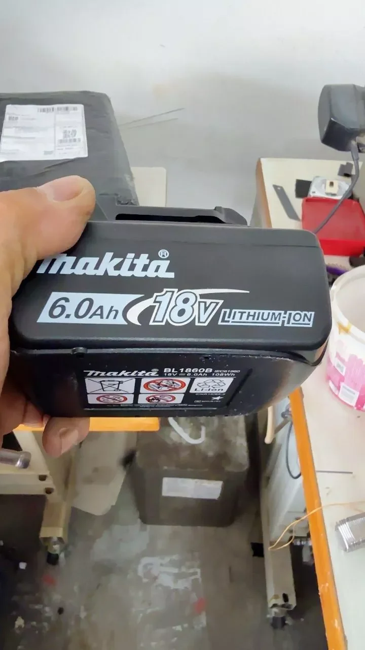 Hot Selling 6000mAh 18V Rechargeable Battery Replacement Makita Power Tools
Hot Selling 6000mAh 18V Rechargeable Battery Replacement Makita Power Tools
