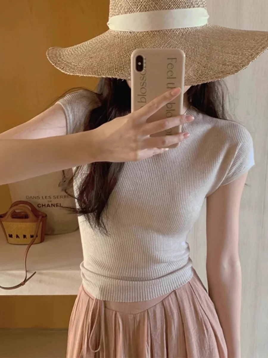 Ice Silk Knitted Short Sleeve T-Shirt Women's Summer Design Sensation Overhead Slim Fit Waist Cinched Short Gentle Top
Ice Silk Knitted Short Sleeve T-Shirt Women's Summer Design Sensation Overhead Slim Fit Waist Cinched Short Gentle Top