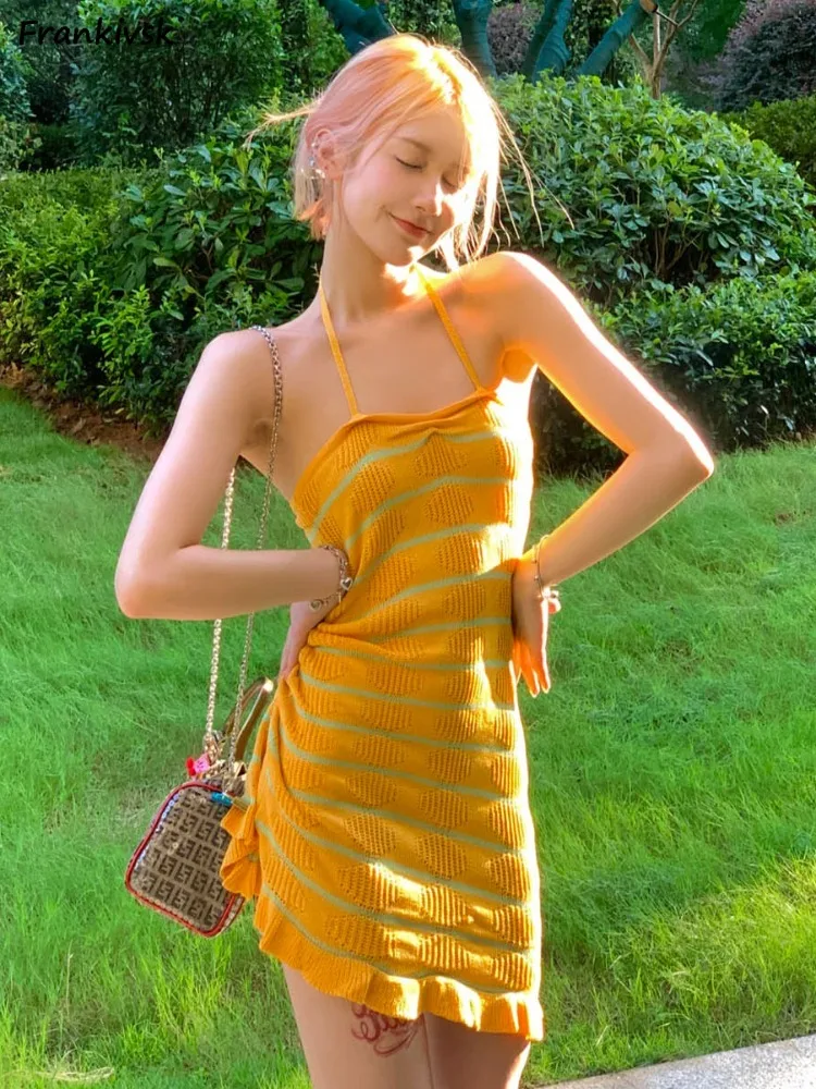 Halter Dresses Women Slim American Style Sexy Off Shoulder Hotsweet Party Retro Summer Ladies Mini Striped Club Aesthetic Trendy
Halter Dresses Women Slim American Style Sexy Off Shoulder Hotsweet Party Retro Summer Ladies Mini Striped Club Aesthetic Trendy