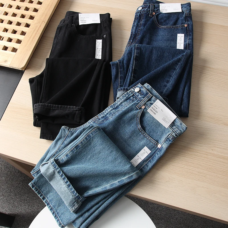 Casual Heavy-Washed Straight Leg Jeans for Men Autumn Winter Loose Fit Jeans Youth Trendy mid Waist Zipper Pocket Classic Blue
Casual Heavy-Washed Straight Leg Jeans for Men Autumn Winter Loose Fit Jeans Youth Trendy mid Waist Zipper Pocket Classic Blue