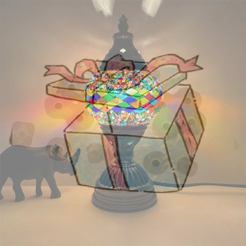 【CCA】Турецкая мозаичная настольная лампа в стиле винтажный ар-деко, ручной работы, с шарообразными стеклянными элементами, романтический светильник для спальни, светодиодная ночная лампа
【CCA】Турецкая мозаичная настольная лампа в стиле винтажный ар-деко, ручной работы, с шарообразными стеклянными элементами, романтический светильник для спальни, светодиодная ночная лампа