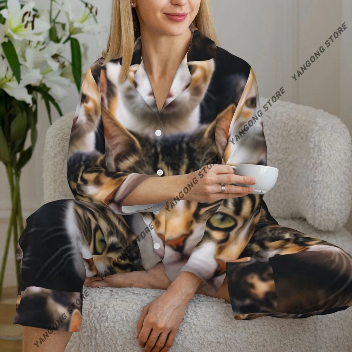 Women Sleepwear Pajamas Cats Heads Long Sleeve Pijama Female Set Negligee Cardigan Suit
Women Sleepwear Pajamas Cats Heads Long Sleeve Pijama Female Set Negligee Cardigan Suit