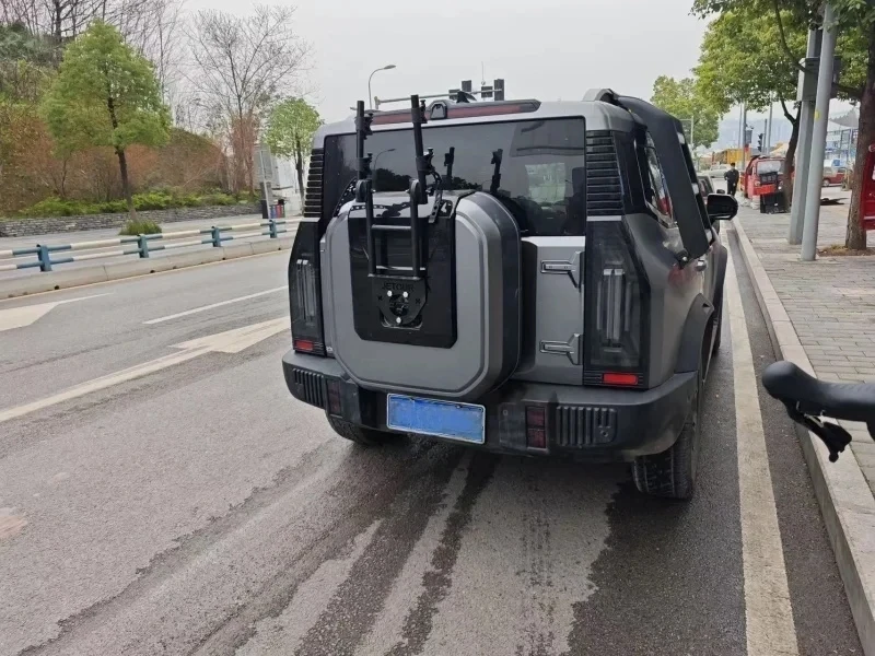Специальная вешалка для автомобильного велосипеда, подходящая для Jetour Traveller T2 2023-2025, модифицированный багажник автомобиля, велосипедная стойка, внешние накладки автомобиля, аксессуары
Специальная вешалка для автомобильного велосипеда, подходящая для Jetour Traveller T2 2023-2025, модифицированный багажник автомобиля, велосипедная стойка, внешние накладки автомобиля, аксессуары