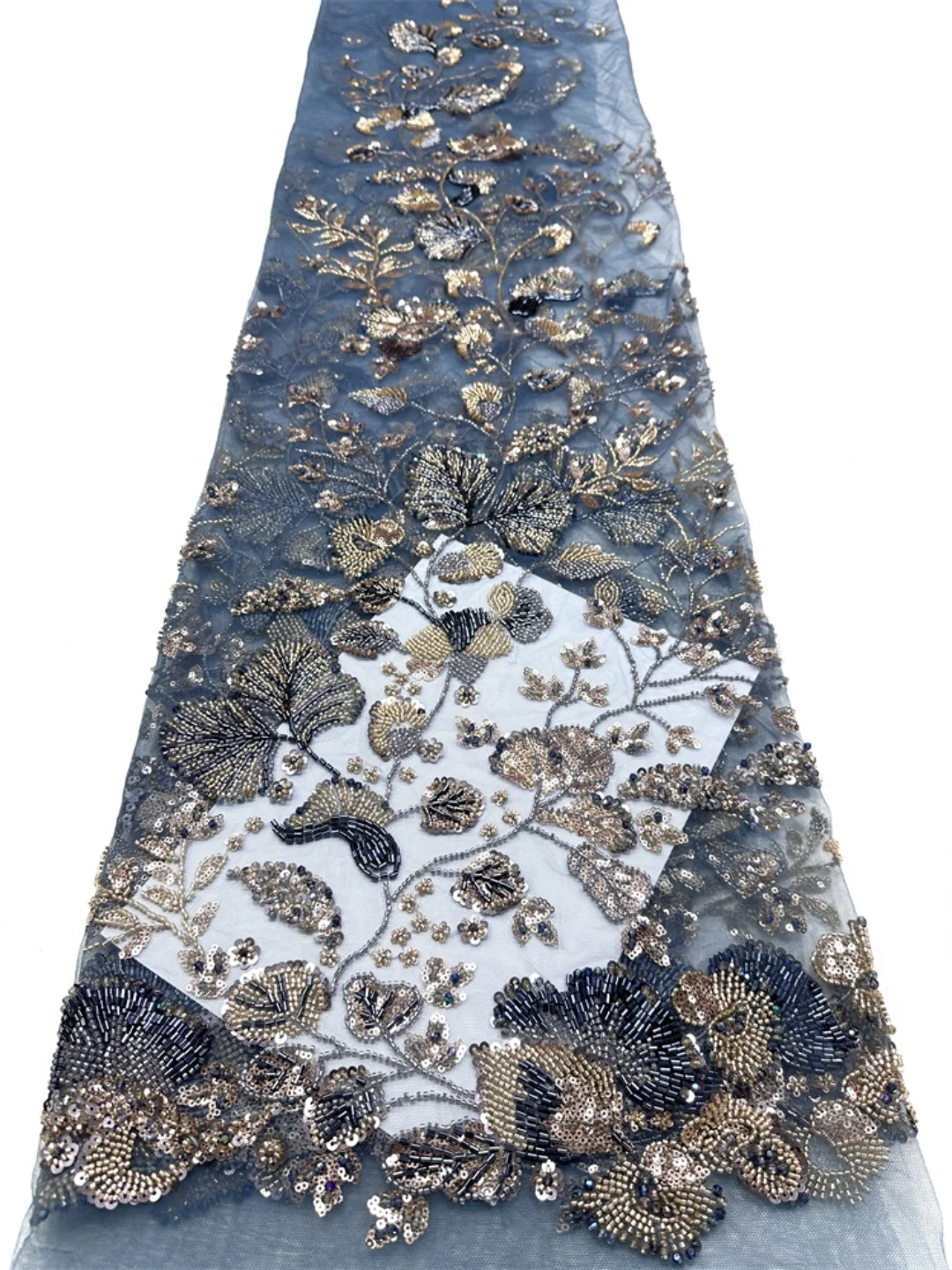 2026 Nigerian Tulle Groom Lace Fabrics With Beads High Quality Luxury African Sequins French Mesh Lace For Bridal Wedding Dress
2026 Nigerian Tulle Groom Lace Fabrics With Beads High Quality Luxury African Sequins French Mesh Lace For Bridal Wedding Dress