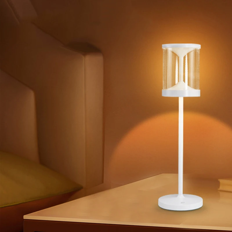Hourglass Table Lamp Romantic Acrylic Charging Lamp Living Room Learning Eye Protection LED Decorative Table Lamp
Hourglass Table Lamp Romantic Acrylic Charging Lamp Living Room Learning Eye Protection LED Decorative Table Lamp