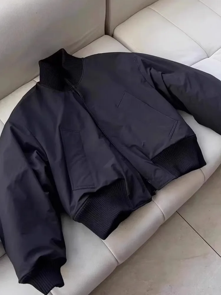 Мужская зимняя утепленная куртка-бомбер в американском уличном стиле, молодежная, модная, на молнии, с длинными рукавами
Мужская зимняя утепленная куртка-бомбер в американском уличном стиле, молодежная, модная, на молнии, с длинными рукавами