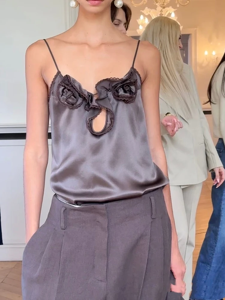 2026 Summer New Style - Lace Edging Buttoned Neckline Strapless Tight-Fitting Slimming Undergarment Top
2026 Summer New Style - Lace Edging Buttoned Neckline Strapless Tight-Fitting Slimming Undergarment Top