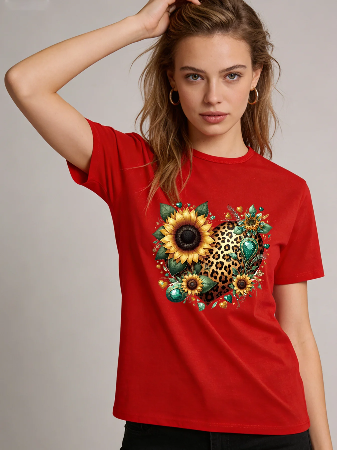 Leopard Heart Sunflower T Shirt Women Boho Floral Graphic Tee 2026 Spring Summer Round Neck Short Sleeve Tops
Leopard Heart Sunflower T Shirt Women Boho Floral Graphic Tee 2026 Spring Summer Round Neck Short Sleeve Tops