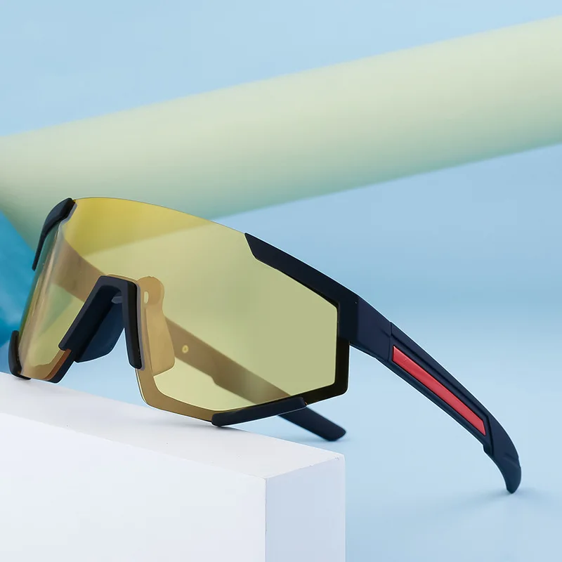 2025 European and American New Fashionable One-piece Sunglasses for Men, Outdoor Cycling, Sports, Colorful Sunglasses for Women 
2025 European and American New Fashionable One-piece Sunglasses for Men, Outdoor Cycling, Sports, Colorful Sunglasses for Women