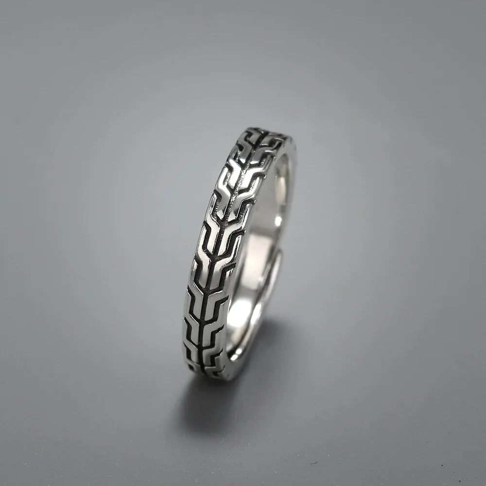 Vintage Fashion Personality Totem Ring Unisex Silver Color Hip-hop Punk Open Ring Banquet Jewelry Accessories Gift
Vintage Fashion Personality Totem Ring Unisex Silver Color Hip-hop Punk Open Ring Banquet Jewelry Accessories Gift