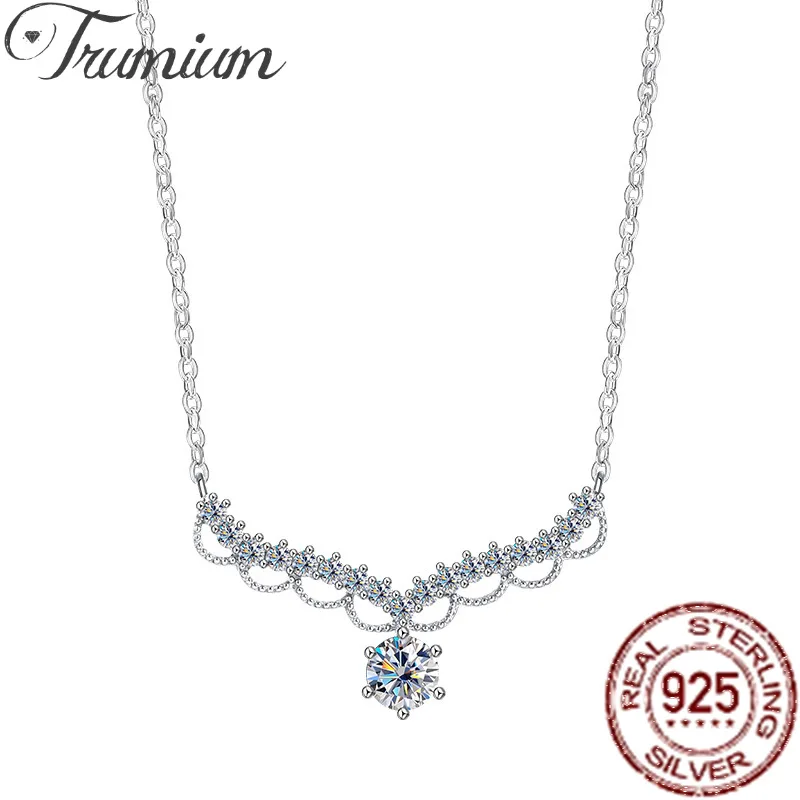 Trumium Real 1CT D Color Moissanite Diamond Pendant For Women 925 Sterling Silver Lace Retro Necklace Girlfriend Birthday Gift
Trumium Real 1CT D Color Moissanite Diamond Pendant For Women 925 Sterling Silver Lace Retro Necklace Girlfriend Birthday Gift