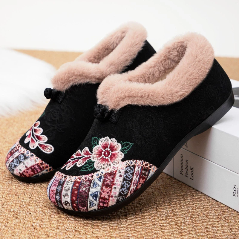 2025 Winter Embroidered Shoes Women's Short Plush Warm Cotton Shoes Retro Ethnic Style Round Toe Flat Bottom Casual Mom's Shoes
2025 Winter Embroidered Shoes Women's Short Plush Warm Cotton Shoes Retro Ethnic Style Round Toe Flat Bottom Casual Mom's Shoes
