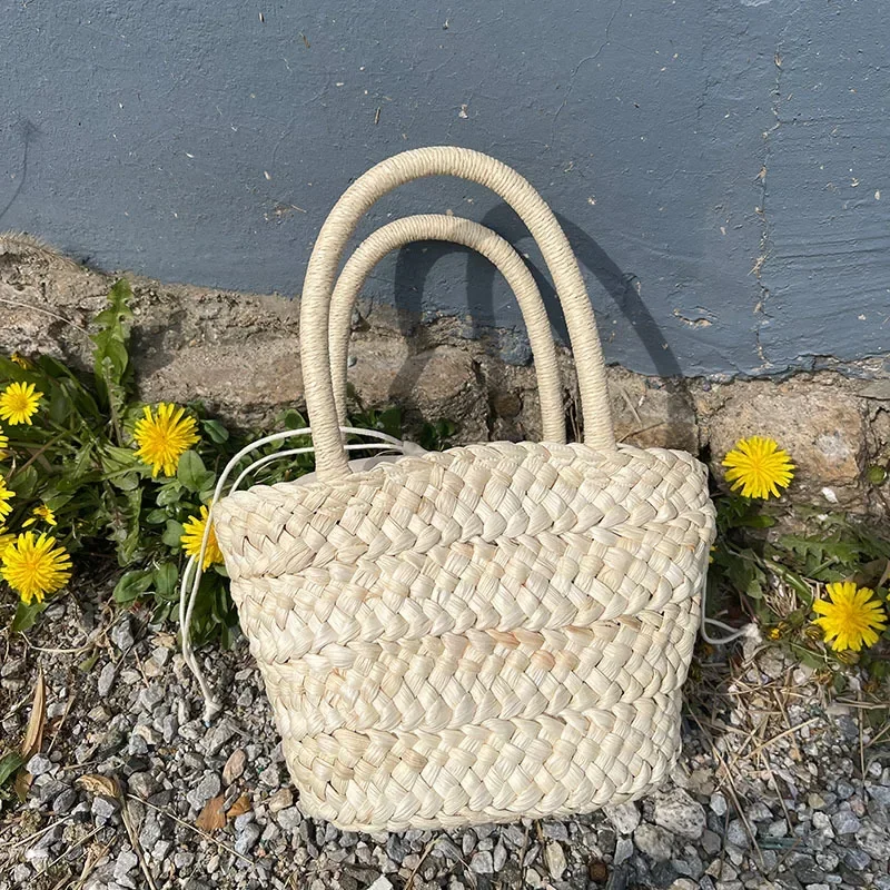 Mini Straw Basket Bag Small Top Handle Straw Korean Retro Portable Mini Storage Summer Daily Shopping Women Purse
Mini Straw Basket Bag Small Top Handle Straw Korean Retro Portable Mini Storage Summer Daily Shopping Women Purse