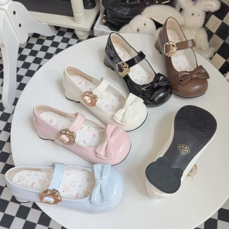 Women's Mary Janes Classic Round Head Shallow Mouth Thick Heel Single Shoes Sweet Cute Bow Lolita Shoes Japanese JK Skirts Shoes
Women's Mary Janes Classic Round Head Shallow Mouth Thick Heel Single Shoes Sweet Cute Bow Lolita Shoes Japanese JK Skirts Shoes