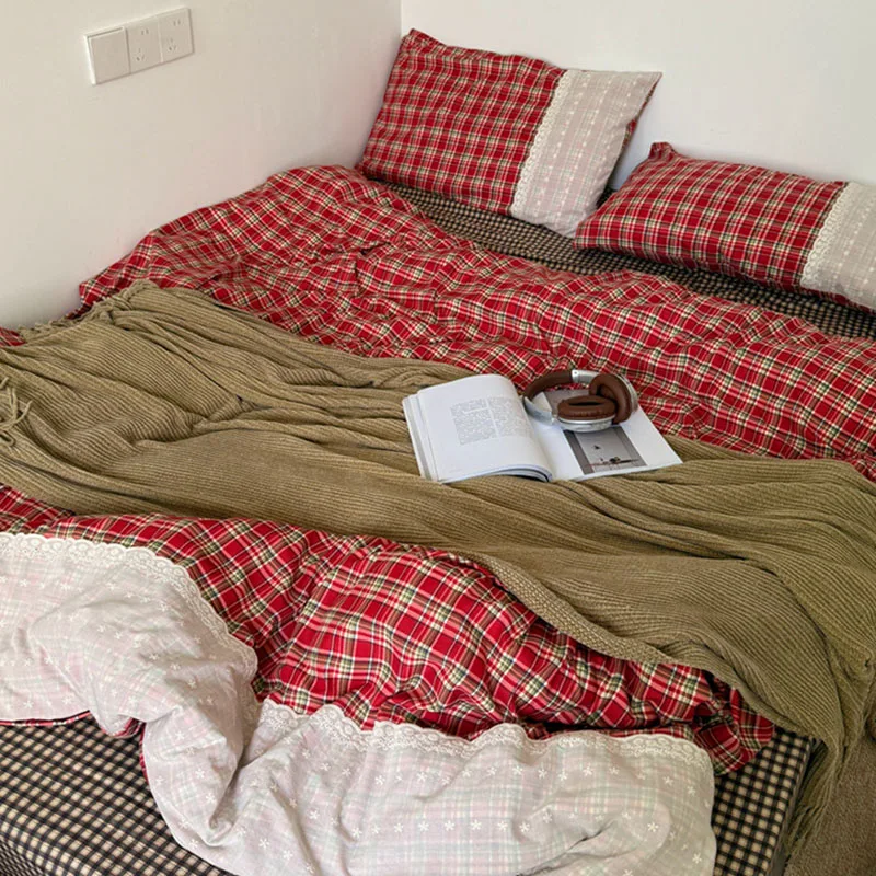 American Plaid Printing Bedding Set Comfortable and Skin-Friendly Bedclothes for Four Seasons Cloud Touch Soft Home Textile
American Plaid Printing Bedding Set Comfortable and Skin-Friendly Bedclothes for Four Seasons Cloud Touch Soft Home Textile