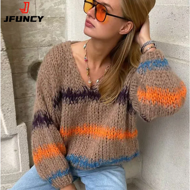 Women's Sweater Knitted Tops Autumn Winter V-neck Long Sleeve Striped Pullover Female Casual Loose Knit Streetwear
Women's Sweater Knitted Tops Autumn Winter V-neck Long Sleeve Striped Pullover Female Casual Loose Knit Streetwear