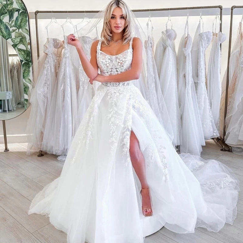 Gorgeous Appliques Lace Ball Gown Wedding Dresses 2024 Luxury A-Line Side Split Lace Up Princess Bridal Gown
Gorgeous Appliques Lace Ball Gown Wedding Dresses 2024 Luxury A-Line Side Split Lace Up Princess Bridal Gown
