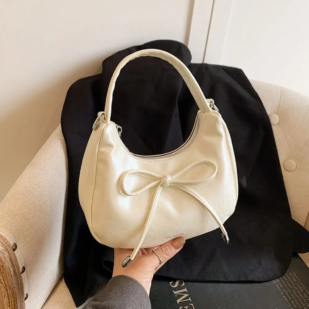 Trendy Sweet Bow Pu Handbag Crossbody Harajuku Bow Tie Shoulder Bag Silver Korean Style Women Clutch Purse Women
Trendy Sweet Bow Pu Handbag Crossbody Harajuku Bow Tie Shoulder Bag Silver Korean Style Women Clutch Purse Women