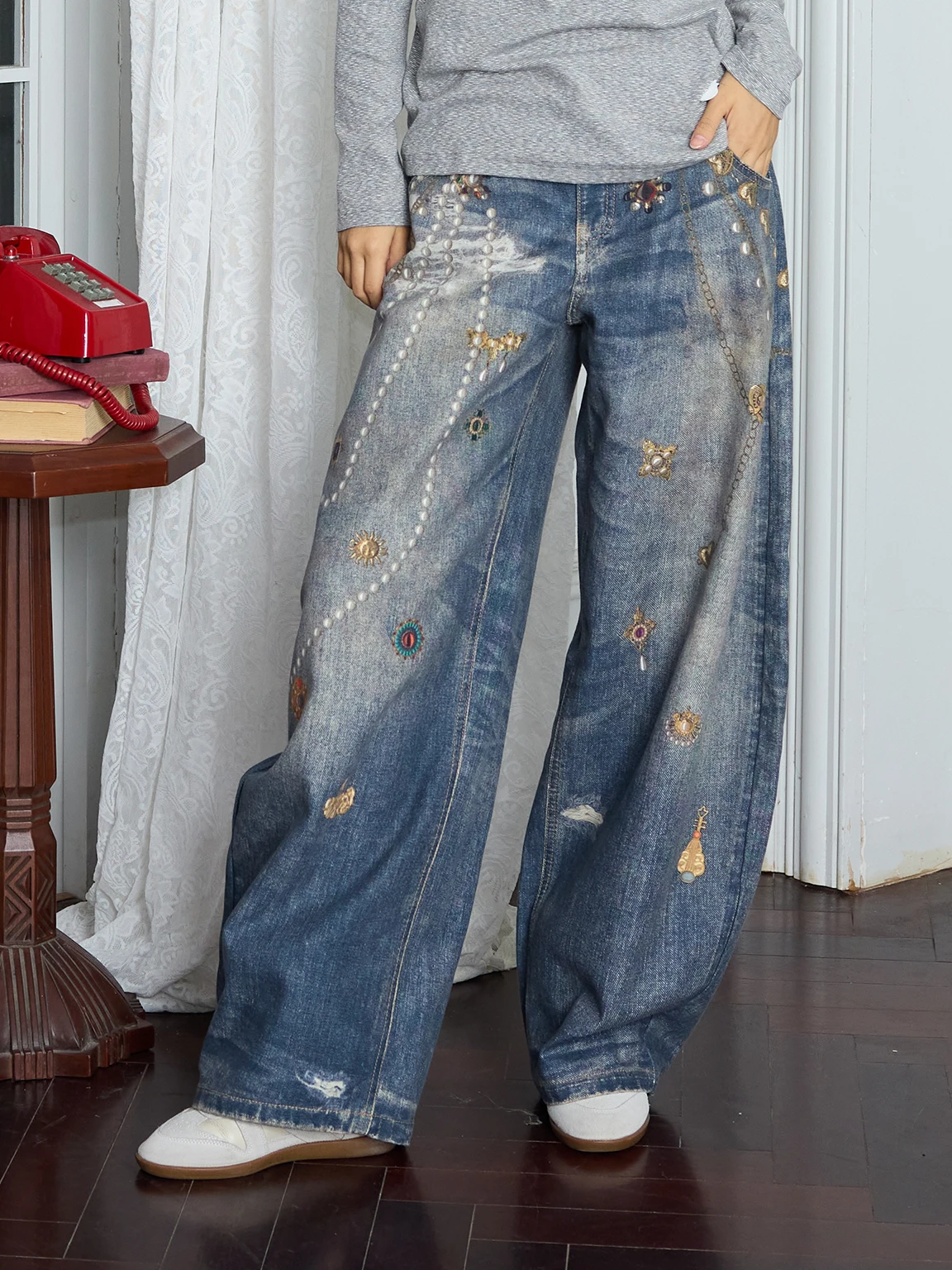 MOF Gift Shop Summer 3D Print Crescent Knife Jeans Moonlight Denim Straight Leg Cotton Natural Waist Button Closure Girl's Jeans
MOF Gift Shop Summer 3D Print Crescent Knife Jeans Moonlight Denim Straight Leg Cotton Natural Waist Button Closure Girl's Jeans