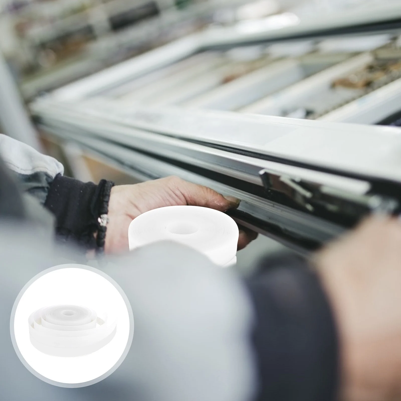 1Pcs Household Sealing Tape for Door Bottom Soundproof Windproof Self-Adhesive Seal Strip Keeps Warm Indoor Home Windows Doors
1Pcs Household Sealing Tape for Door Bottom Soundproof Windproof Self-Adhesive Seal Strip Keeps Warm Indoor Home Windows Doors