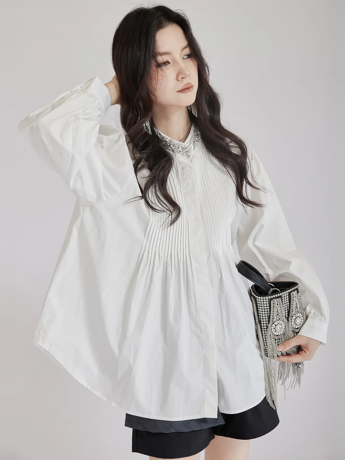 Womens Blouses and Shirts Autumn Women's Casual Cotton Shirt Stand-Collar with Button Decoration and Color Accordion Pleated
Womens Blouses and Shirts Autumn Women's Casual Cotton Shirt Stand-Collar with Button Decoration and Color Accordion Pleated