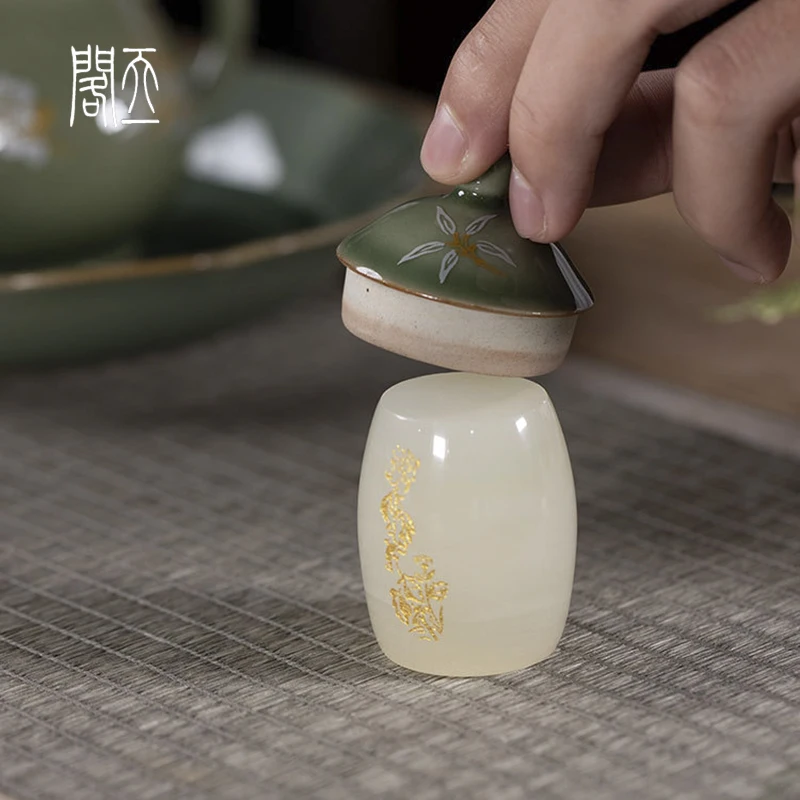 Декоративная крышка для чайника Tiange Jade, украшение для чайного столика, круглая фигурка для кабинета учёного, аксессуар для чайных принадлежностей в китайском стиле, ручная работа.
Декоративная крышка для чайника Tiange Jade, украшение для чайного столика, круглая фигурка для кабинета учёного, аксессуар для чайных принадлежностей в китайском стиле, ручная работа.