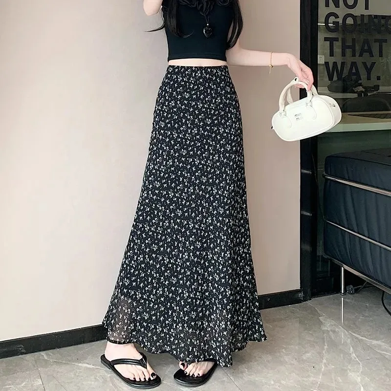 Women's Black Floral Chiffon Mermaid Maxi Skirt High Waist A-Line Summer Skirt
Women's Black Floral Chiffon Mermaid Maxi Skirt High Waist A-Line Summer Skirt