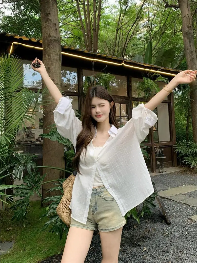 Lightweight Long Sleeve Shirt Women's Summer New Casual Mid-Length Loose Air Conditioning Outerwear Top Korean Style Commute
Lightweight Long Sleeve Shirt Women's Summer New Casual Mid-Length Loose Air Conditioning Outerwear Top Korean Style Commute