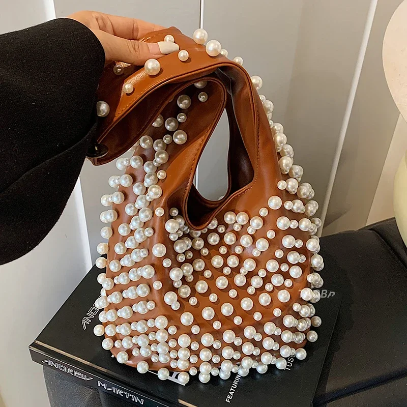 Текстурированные сумки на плечо из искусственной кожи, новинка 2025, модная женская универсальная сумка для подмышек, большие вместительные сумки для поездок на работу
Текстурированные сумки на плечо из искусственной кожи, новинка 2025, модная женская универсальная сумка для подмышек, большие вместительные сумки для поездок на работу