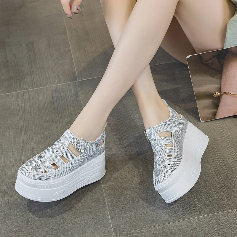2026 Hollow Sandals Rhinestones Fashion Roman Women Chunky Sneakers Female Summer Height Increasing Ladies Shoes
2026 Hollow Sandals Rhinestones Fashion Roman Women Chunky Sneakers Female Summer Height Increasing Ladies Shoes