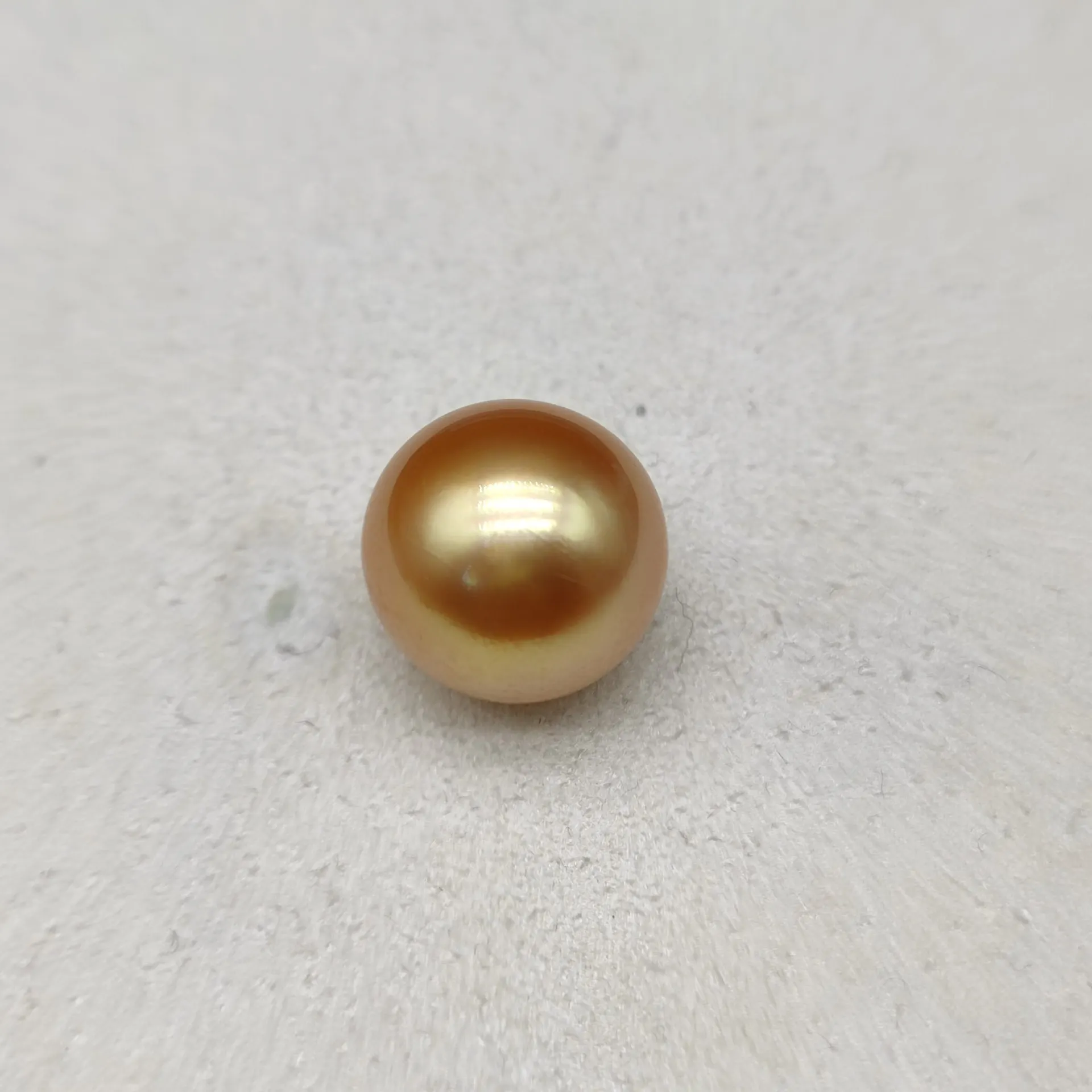 New 14-15mm Golden Pearls Round Luster Pearl Loose Peal for Fine Women Girls Free Shipping Making DIY Earrings Pendant
New 14-15mm Golden Pearls Round Luster Pearl Loose Peal for Fine Women Girls Free Shipping Making DIY Earrings Pendant