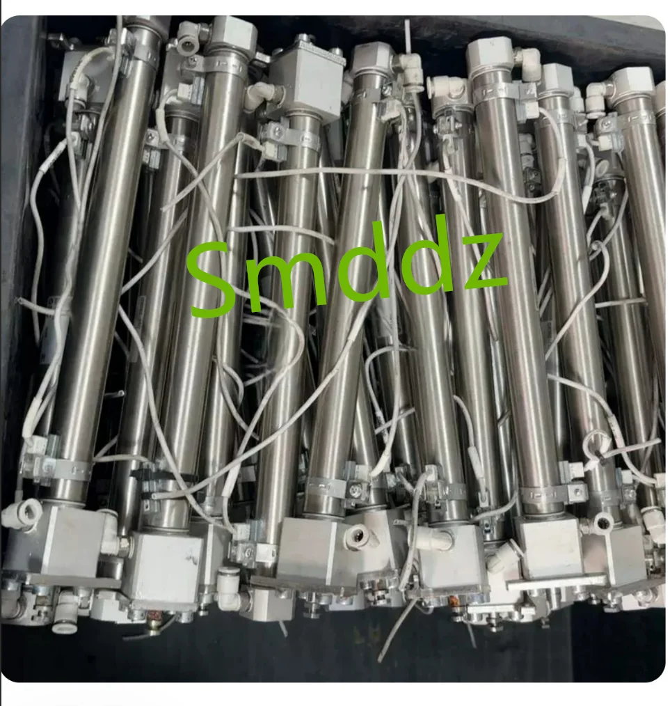 1 piece, CDM2RB32-400Z CDM2RB32-500Z CDM2RB40-400Z CDM2RB40-500Z
1 piece, CDM2RB32-400Z CDM2RB32-500Z CDM2RB40-400Z CDM2RB40-500Z