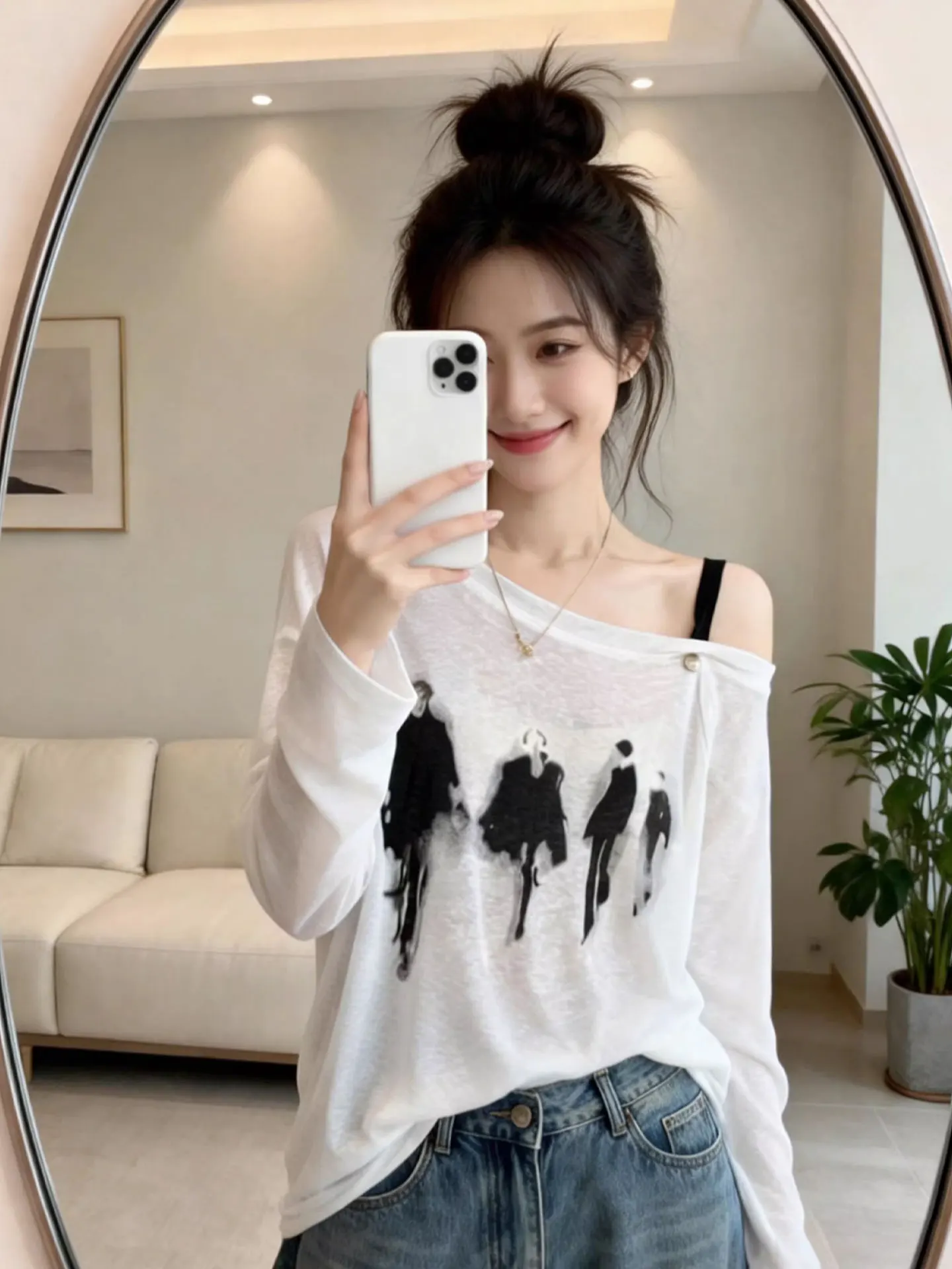 Trendy Long Sleeve Shoulder Bared Printed Design Loose Fit Summer Fashion Top Korean Style Commute Suitable High Waist Printe...
Trendy Long Sleeve Shoulder Bared Printed Design Loose Fit Summer Fashion Top Korean Style Commute Suitable High Waist Printe...