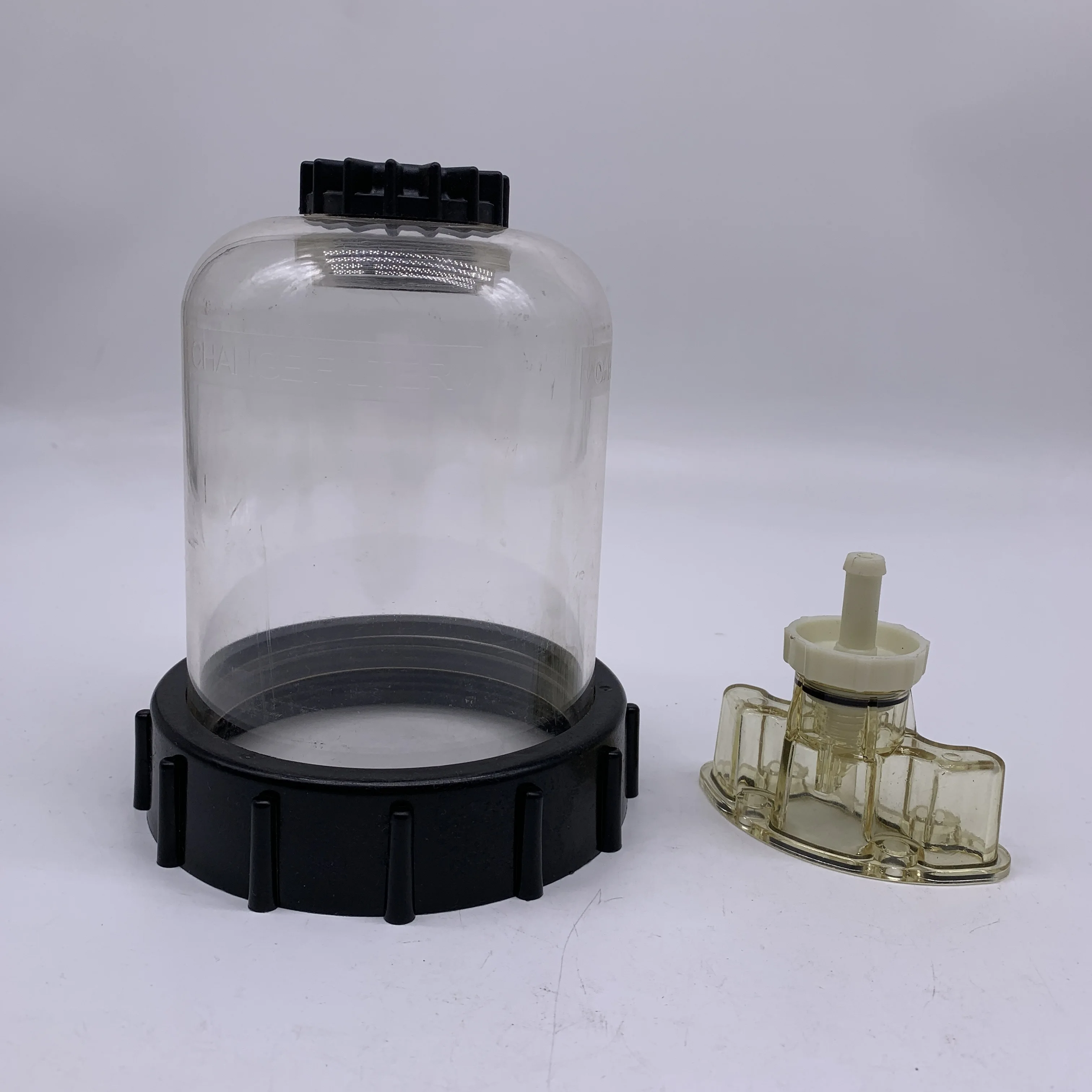 Fh238 Howo T7h Fs20021 Oil-water Separator T5 Loader Diesel Filter Element Drain Valve Filter Cup
Fh238 Howo T7h Fs20021 Oil-water Separator T5 Loader Diesel Filter Element Drain Valve Filter Cup