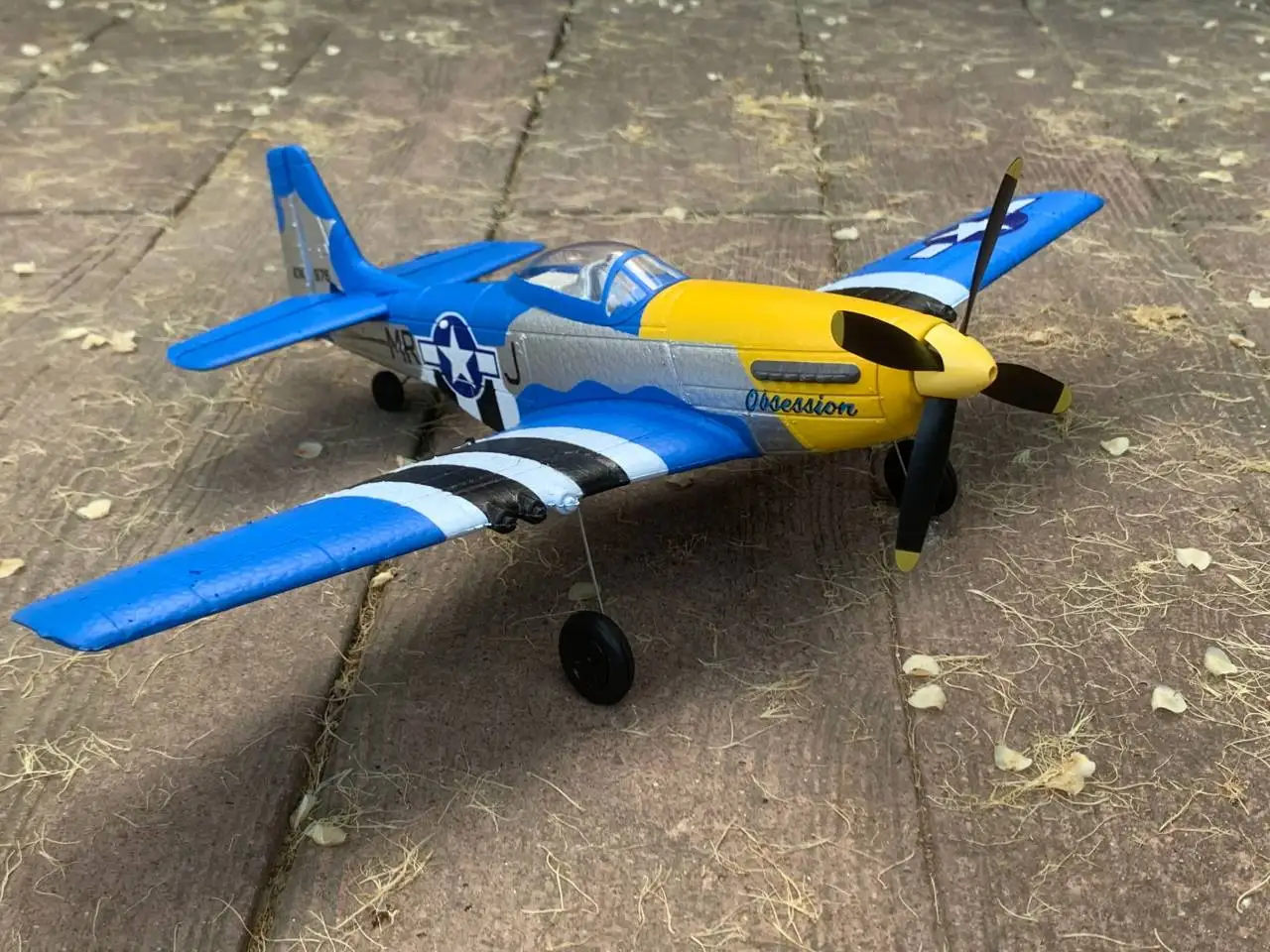 Remote Control Aircraft New Blue P51 Remote Control Fighter Model Imagery Real Aircraft Four Channel Propeller Fixed Wing Model
Remote Control Aircraft New Blue P51 Remote Control Fighter Model Imagery Real Aircraft Four Channel Propeller Fixed Wing Model