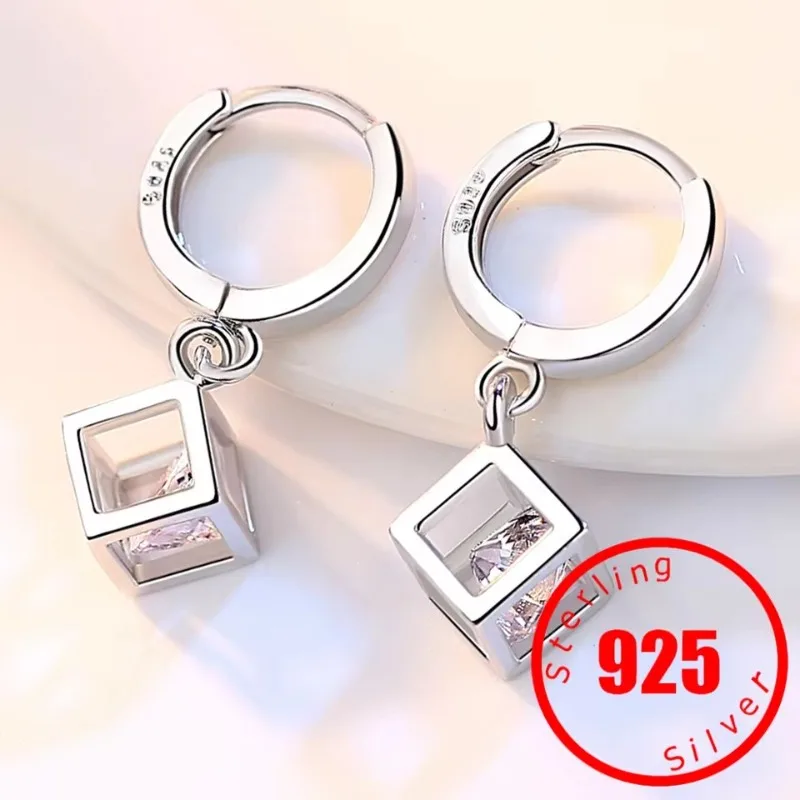 925 Sterling Silver Cube Jewelry Zircon Sugar Drop Quality Earrings Fashion Trendy For Women Lady Gift Banquet Wedding
925 Sterling Silver Cube Jewelry Zircon Sugar Drop Quality Earrings Fashion Trendy For Women Lady Gift Banquet Wedding
