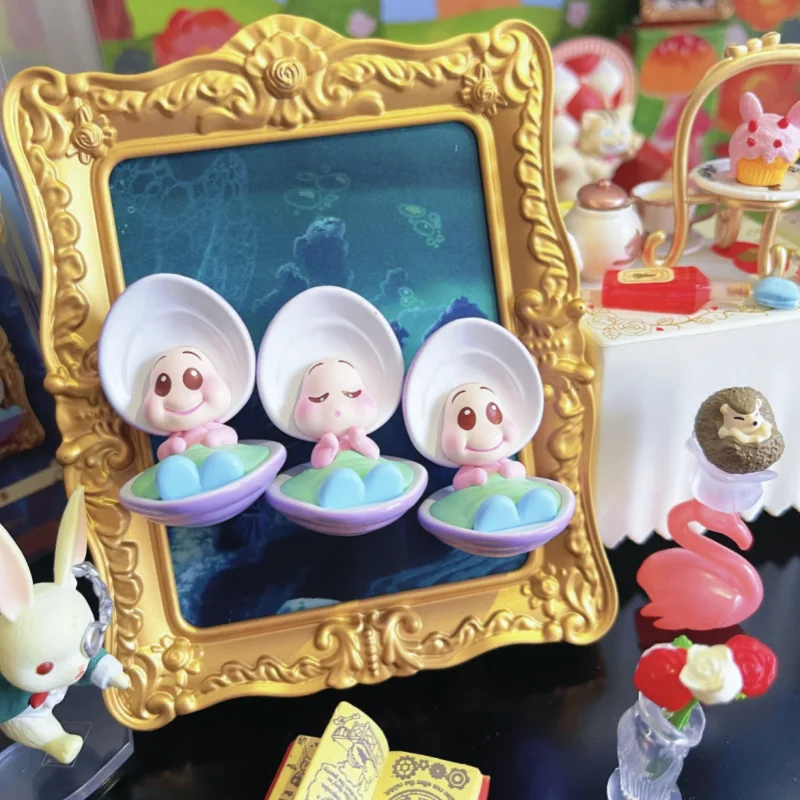 В наличии Miniso Disney Alice Art Gallery Series слепая коробка кукла модная наклейка на холодильник Коллекционное украшение для игрового декора
В наличии Miniso Disney Alice Art Gallery Series слепая коробка кукла модная наклейка на холодильник Коллекционное украшение для игрового декора