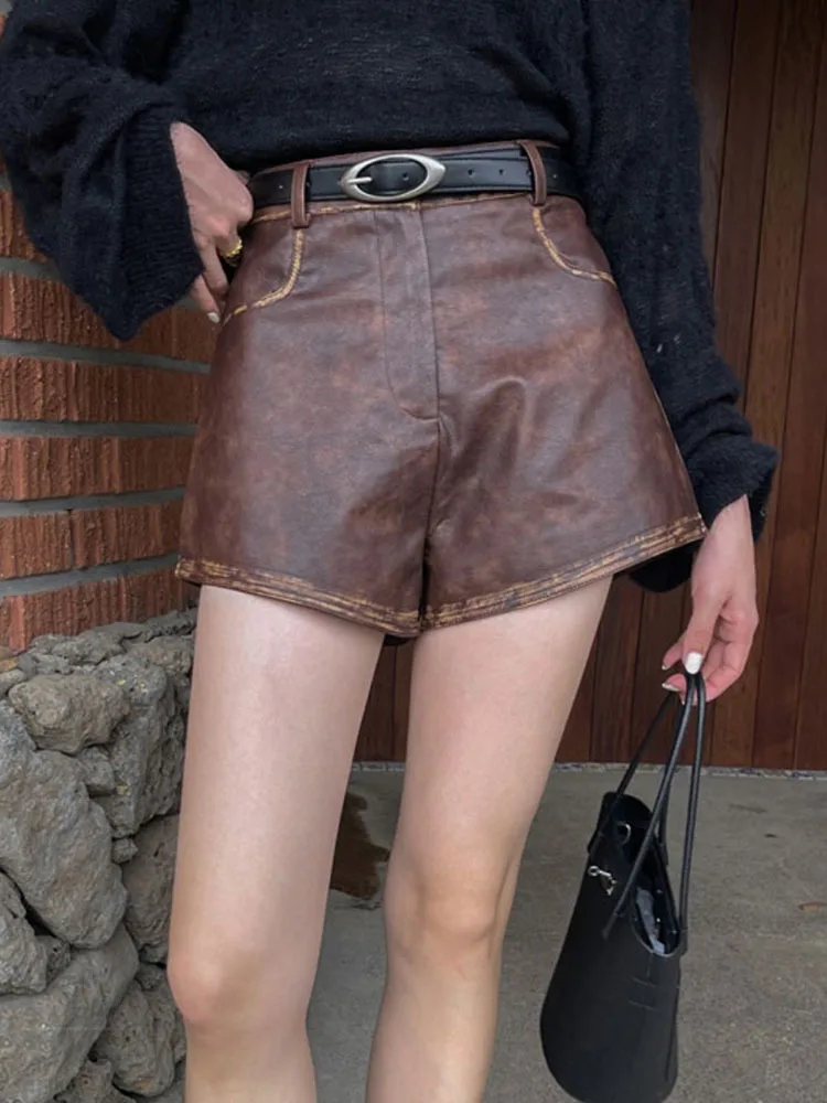 Women's PU Leather Shorts 2023 New Winter Stylish Pockets Ladies Elegant Solid Casual Shorts Trousers Female
Women's PU Leather Shorts 2023 New Winter Stylish Pockets Ladies Elegant Solid Casual Shorts Trousers Female