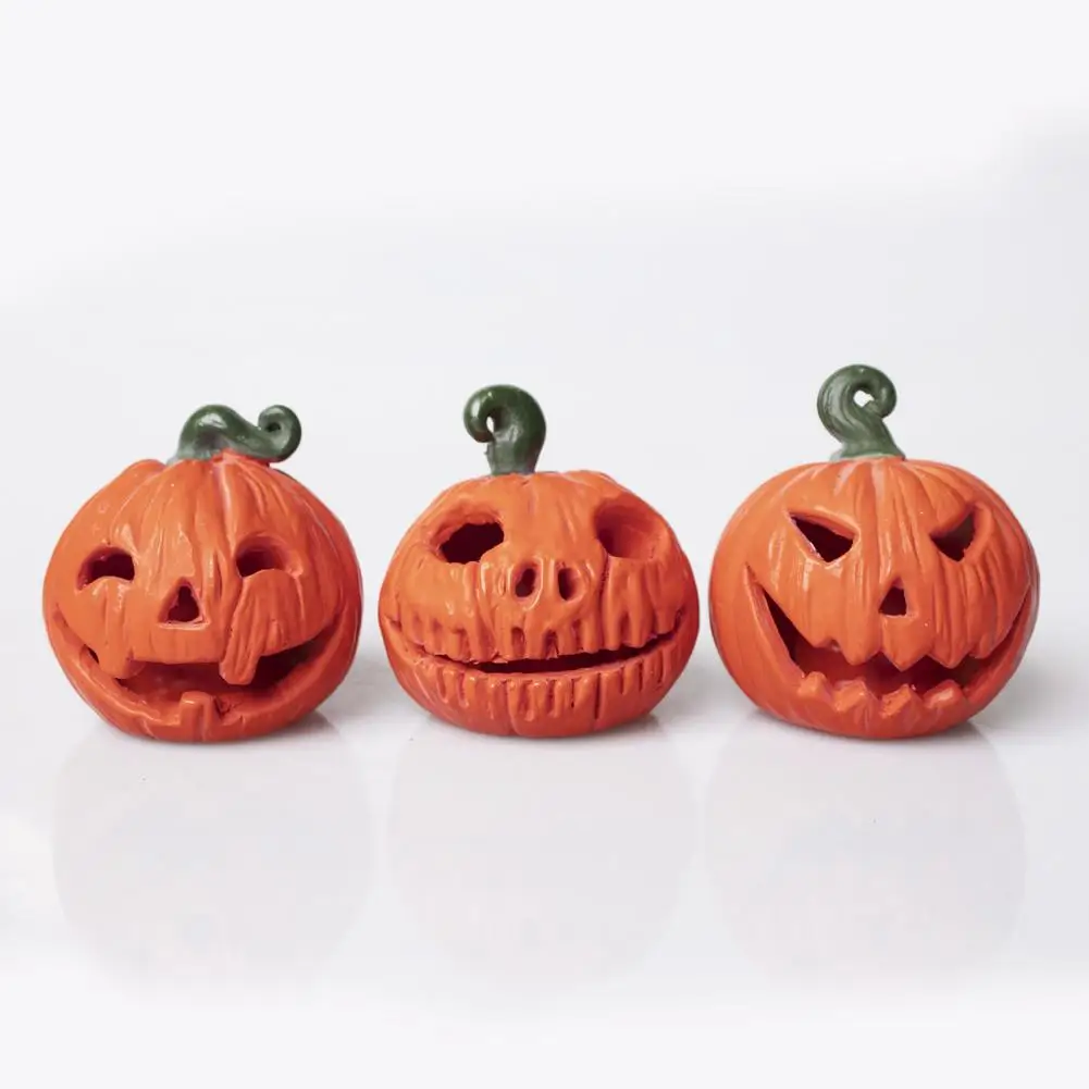 Halloween Tabletop Decor Set of 3 Resin Pumpkin Head Halloween Decorations for Spooky Party Tabletop Yard for Indoor/outdoor
Halloween Tabletop Decor Set of 3 Resin Pumpkin Head Halloween Decorations for Spooky Party Tabletop Yard for Indoor/outdoor