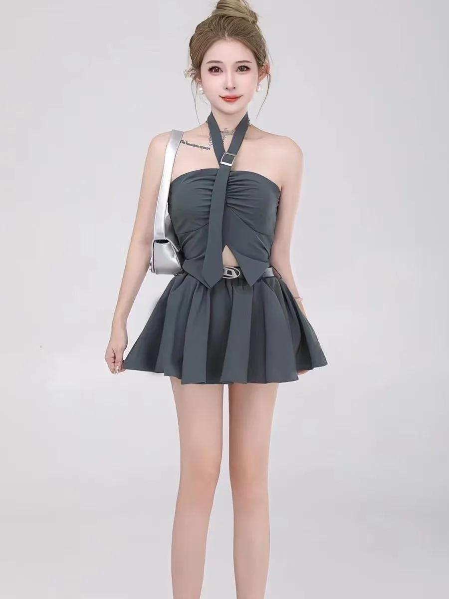 2025 Summer Sexy Spaghetti Strap Tube Top Set Women Sweet Fitted High-Waisted Pleated A-Line Mini Skirt Two-Piece Set
2025 Summer Sexy Spaghetti Strap Tube Top Set Women Sweet Fitted High-Waisted Pleated A-Line Mini Skirt Two-Piece Set