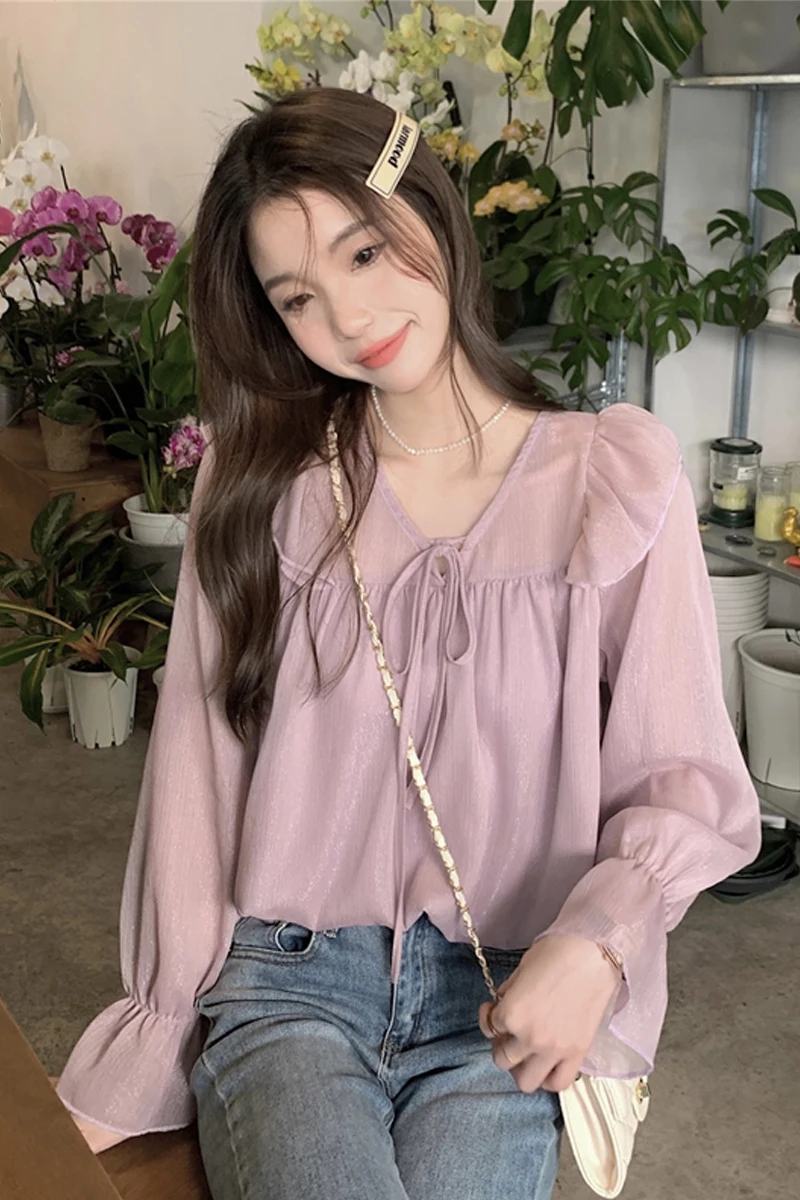 Шикарная винтажная женская блузка с длинным рукавом, свободного кроя, с V-образным вырезом, в корейском стиле, однотонная, для повседневной носки
Шикарная винтажная женская блузка с длинным рукавом, свободного кроя, с V-образным вырезом, в корейском стиле, однотонная, для повседневной носки