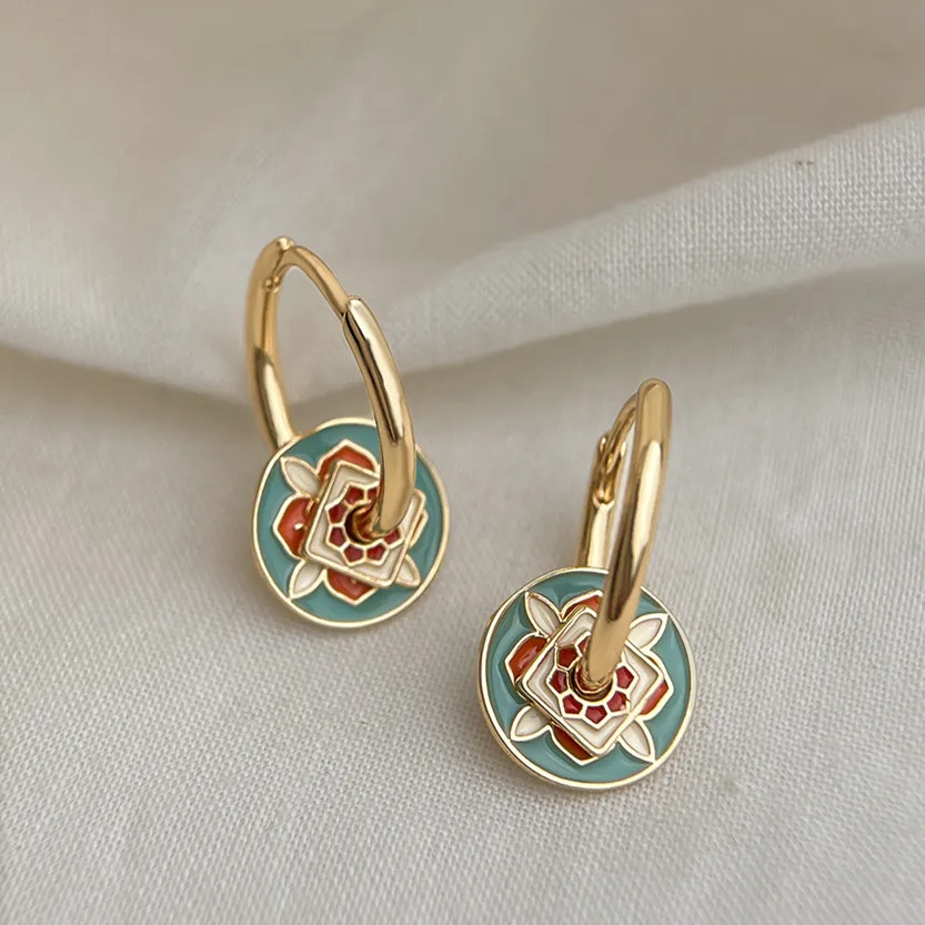 Flower Enamel Round Circle Hoop Earrings for Women Retro Gold Color Geometric Pendant Earring Female Jewelry
Flower Enamel Round Circle Hoop Earrings for Women Retro Gold Color Geometric Pendant Earring Female Jewelry