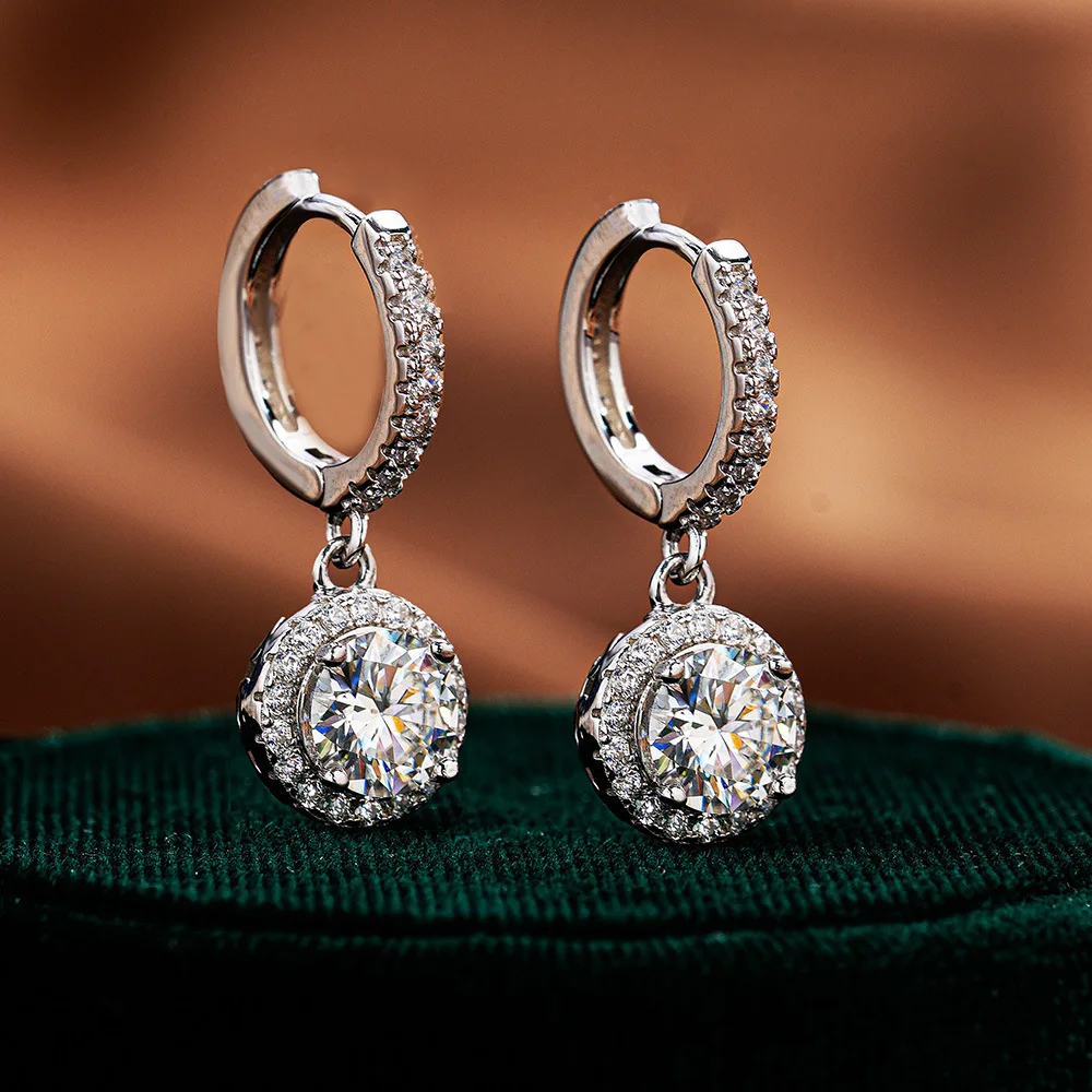 Luxury Solid Platinum PT950 Women's Moissanite Diamond Earrings Round Bag Moussan Diamond Full Diamond Earrings
Luxury Solid Platinum PT950 Women's Moissanite Diamond Earrings Round Bag Moussan Diamond Full Diamond Earrings