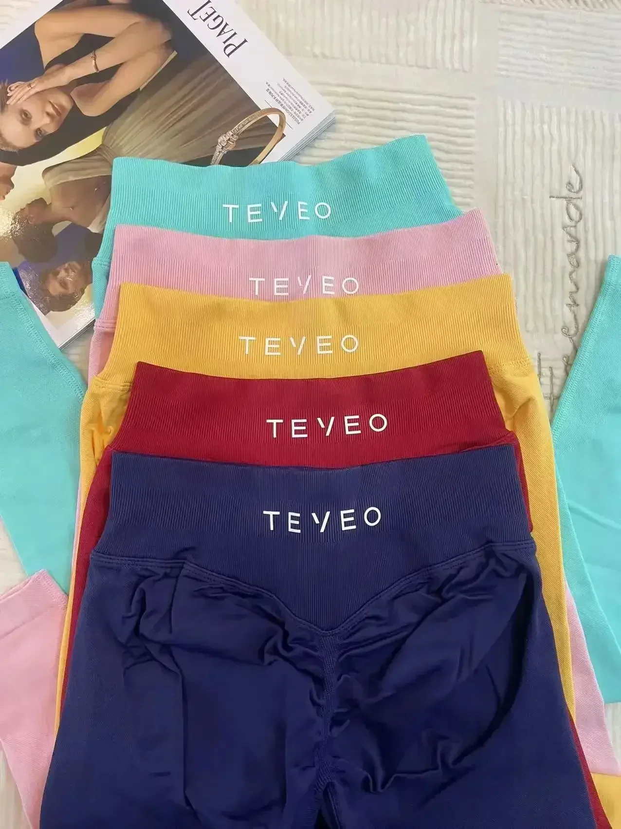TEVEO силиконовые брюки с принтом, женские утягивающие брюки для фитнеса с высокой талией, бесшовные колготки для йоги, пилатеса
TEVEO силиконовые брюки с принтом, женские утягивающие брюки для фитнеса с высокой талией, бесшовные колготки для йоги, пилатеса