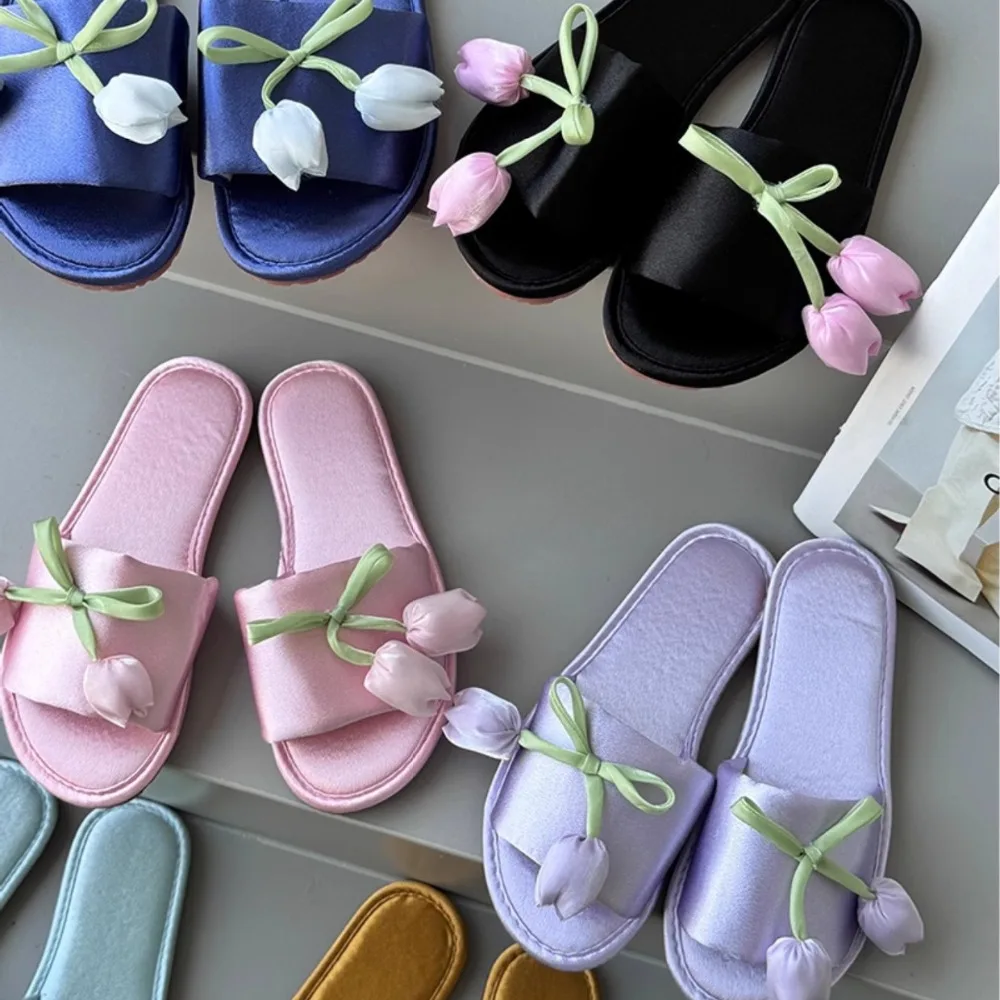 Fashion Vacation Tulip Slippers Soft Beach Flower Dormitory Slippers Flat Non-Slip Tulip Household Shoes Swimming
Fashion Vacation Tulip Slippers Soft Beach Flower Dormitory Slippers Flat Non-Slip Tulip Household Shoes Swimming