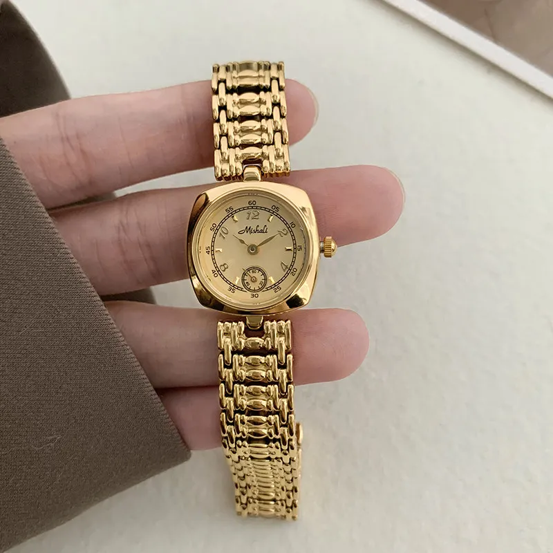 2026 New Fashionable High-Quality Small Gold Watch For Women, Exquisite And Luxurious Steel Band Fashion Quartz Wristwatch
2026 New Fashionable High-Quality Small Gold Watch For Women, Exquisite And Luxurious Steel Band Fashion Quartz Wristwatch