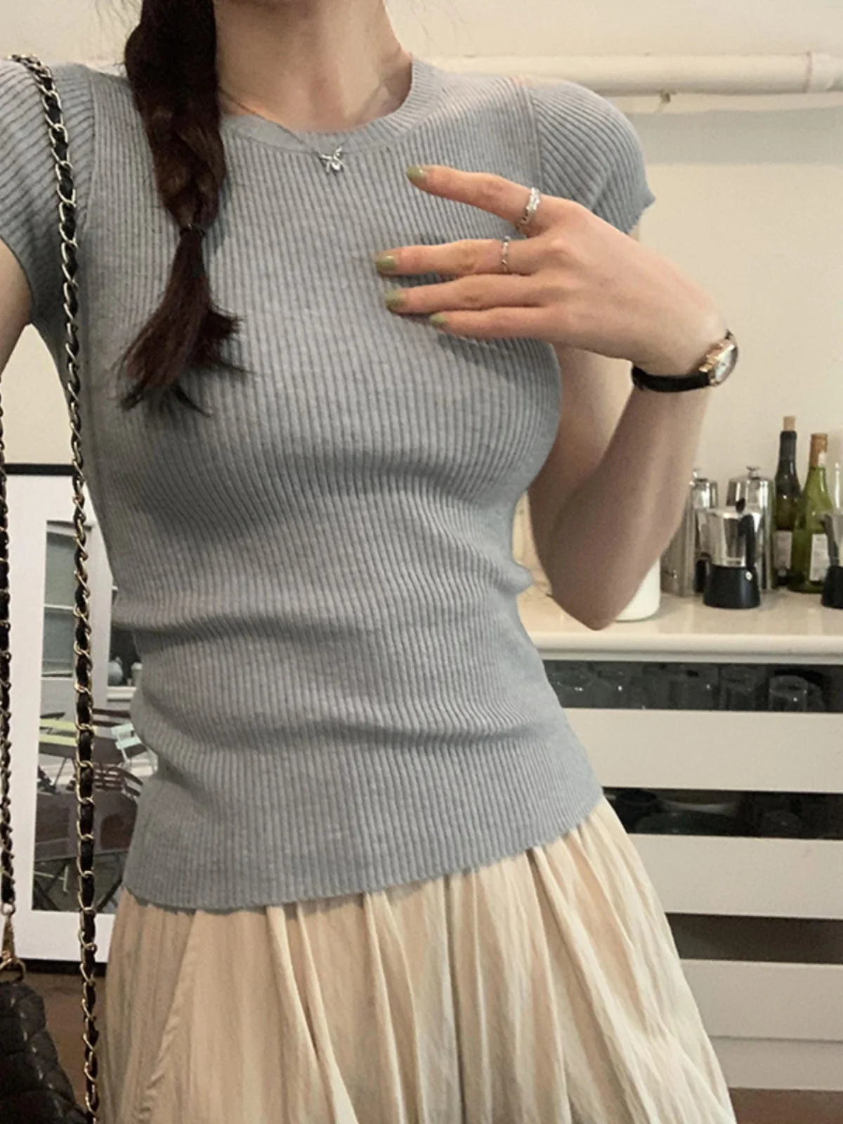 Slim Fit Short Sleeve round Neck T-Shirt Women's Summer New Knitted Sweater Soft Plump Shoulder Korean Style Commute Style
Slim Fit Short Sleeve round Neck T-Shirt Women's Summer New Knitted Sweater Soft Plump Shoulder Korean Style Commute Style