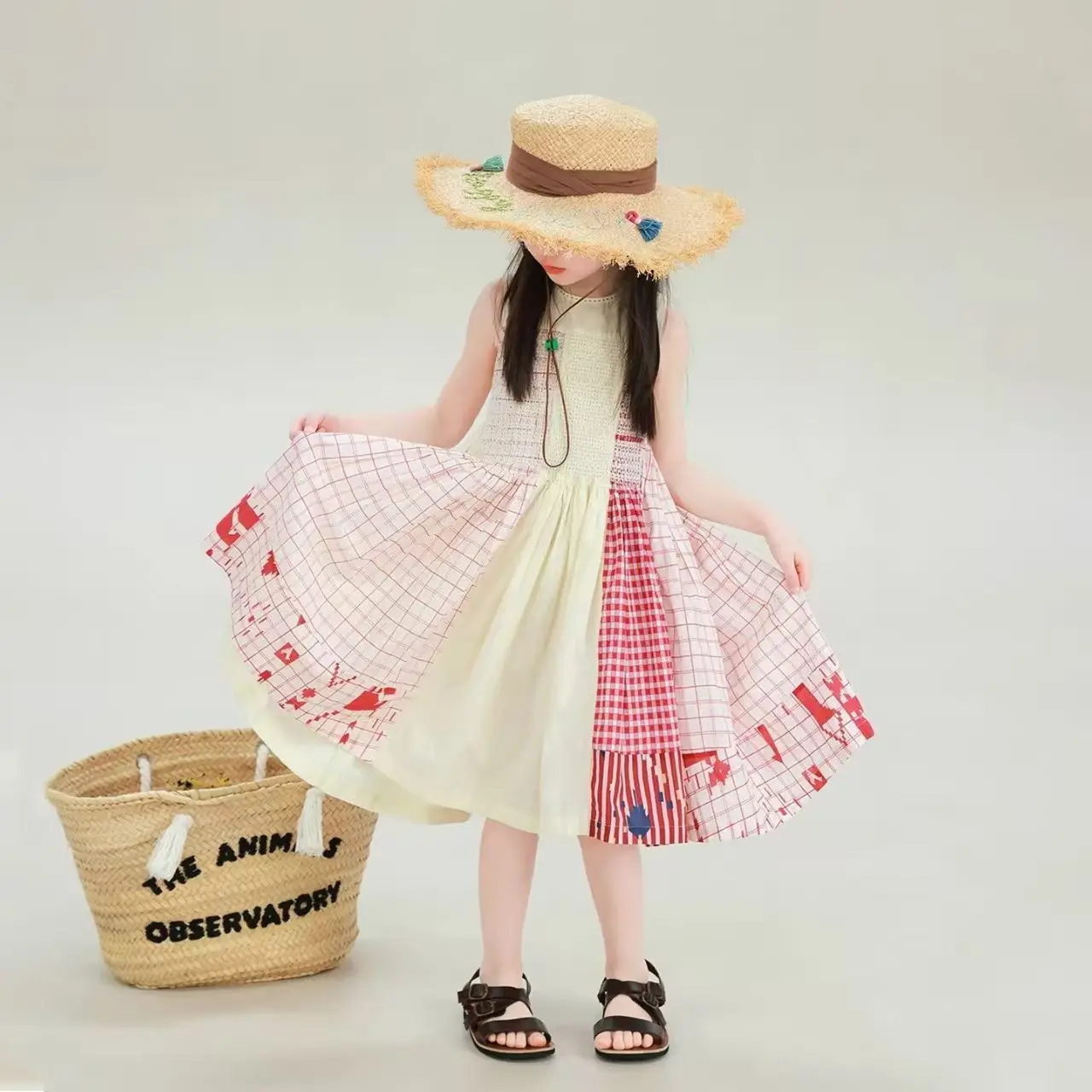 Girl's Unique And Beautiful Dress Summer Seaside Vacation Vest Skirt Little Girl's Color Blocked Plaid Beach Skirt
Girl's Unique And Beautiful Dress Summer Seaside Vacation Vest Skirt Little Girl's Color Blocked Plaid Beach Skirt