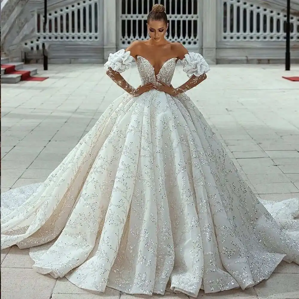 Sparkling Ball Gown Wedding Dresses V-Neck Beading Sequins Lace Bridal Gown Cathedral Train Vestido De Noiva Customized
Sparkling Ball Gown Wedding Dresses V-Neck Beading Sequins Lace Bridal Gown Cathedral Train Vestido De Noiva Customized